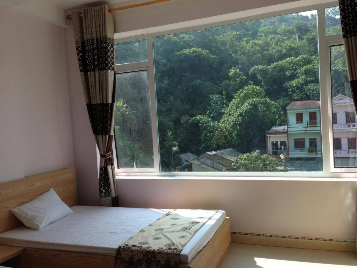 Quy Anh Hotel Bao Lac Town Eksteriør billede