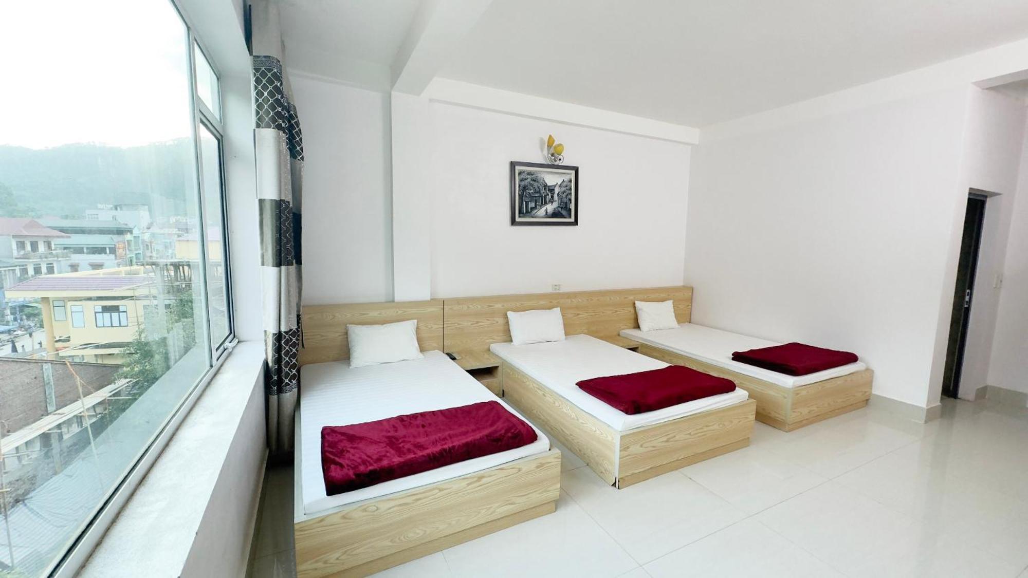 Quy Anh Hotel Bao Lac Town Eksteriør billede