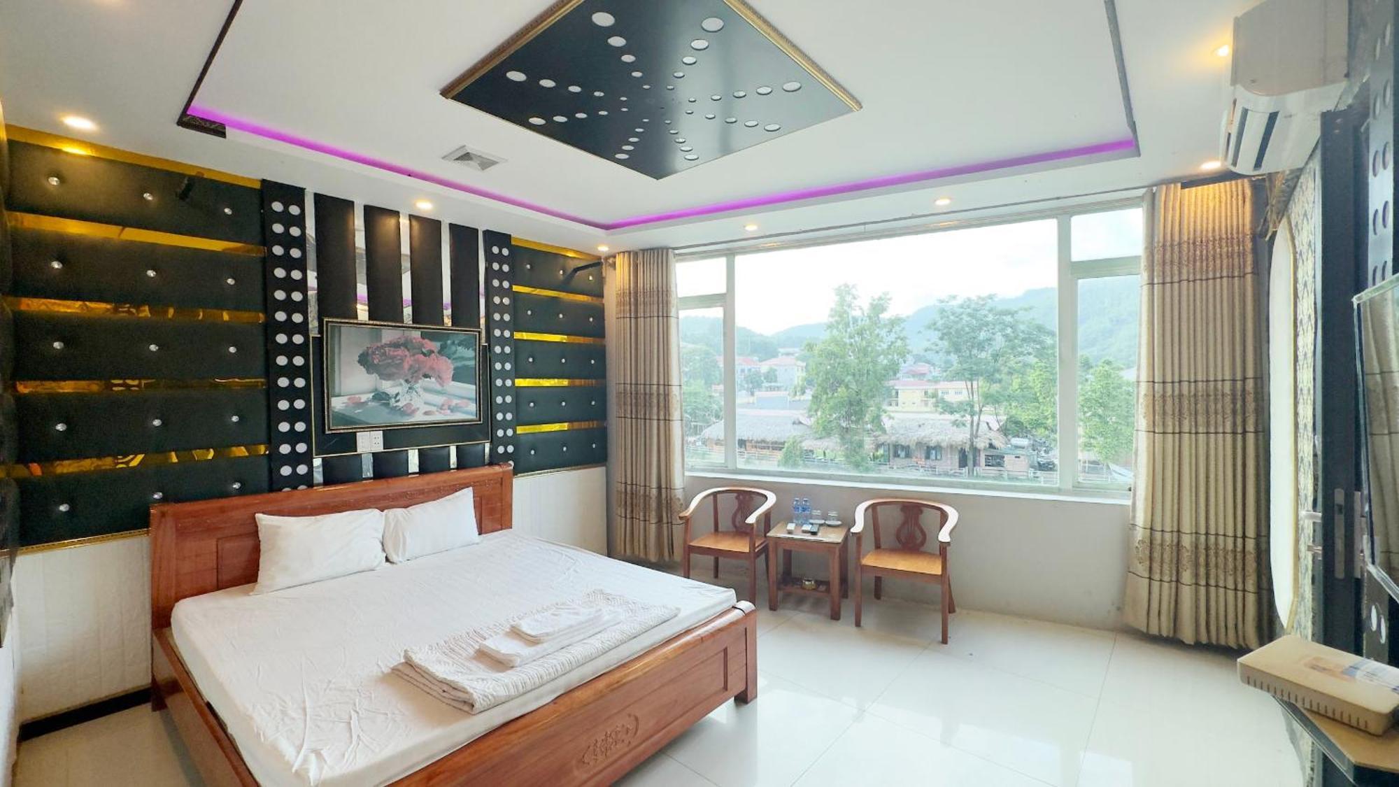 Quy Anh Hotel Bao Lac Town Eksteriør billede
