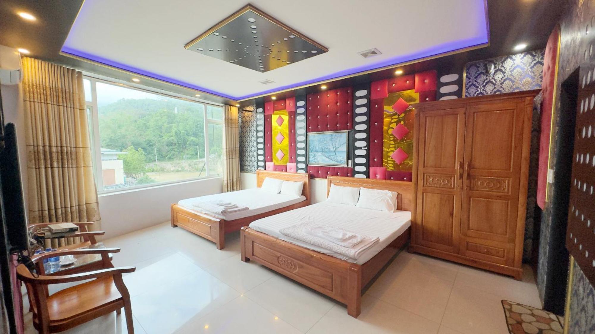 Quy Anh Hotel Bao Lac Town Eksteriør billede
