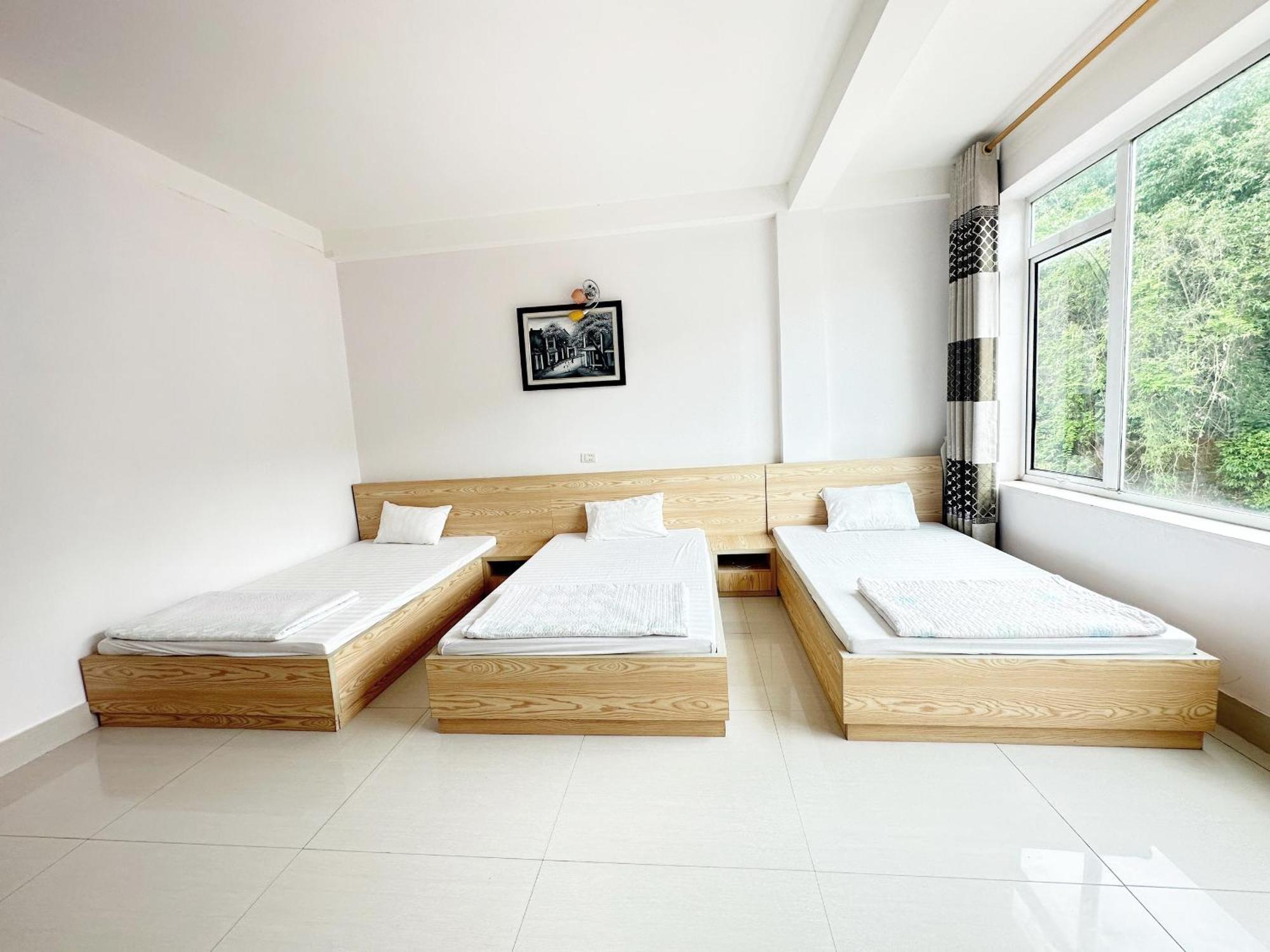 Quy Anh Hotel Bao Lac Town Eksteriør billede
