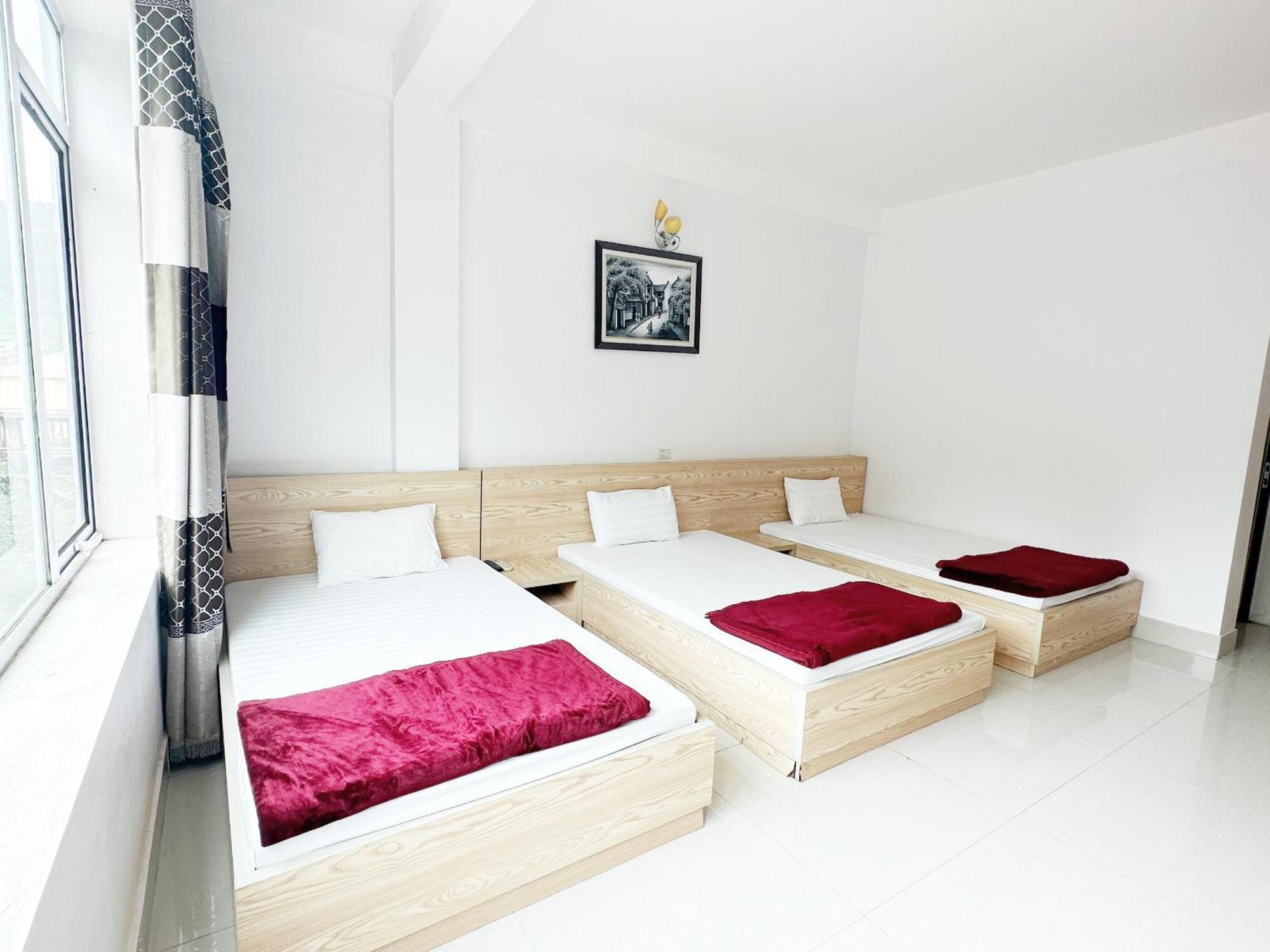 Quy Anh Hotel Bao Lac Town Eksteriør billede